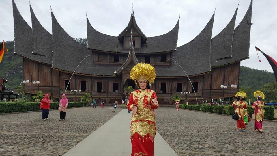 Rumah Pakankamih Букитинги Екстериор снимка